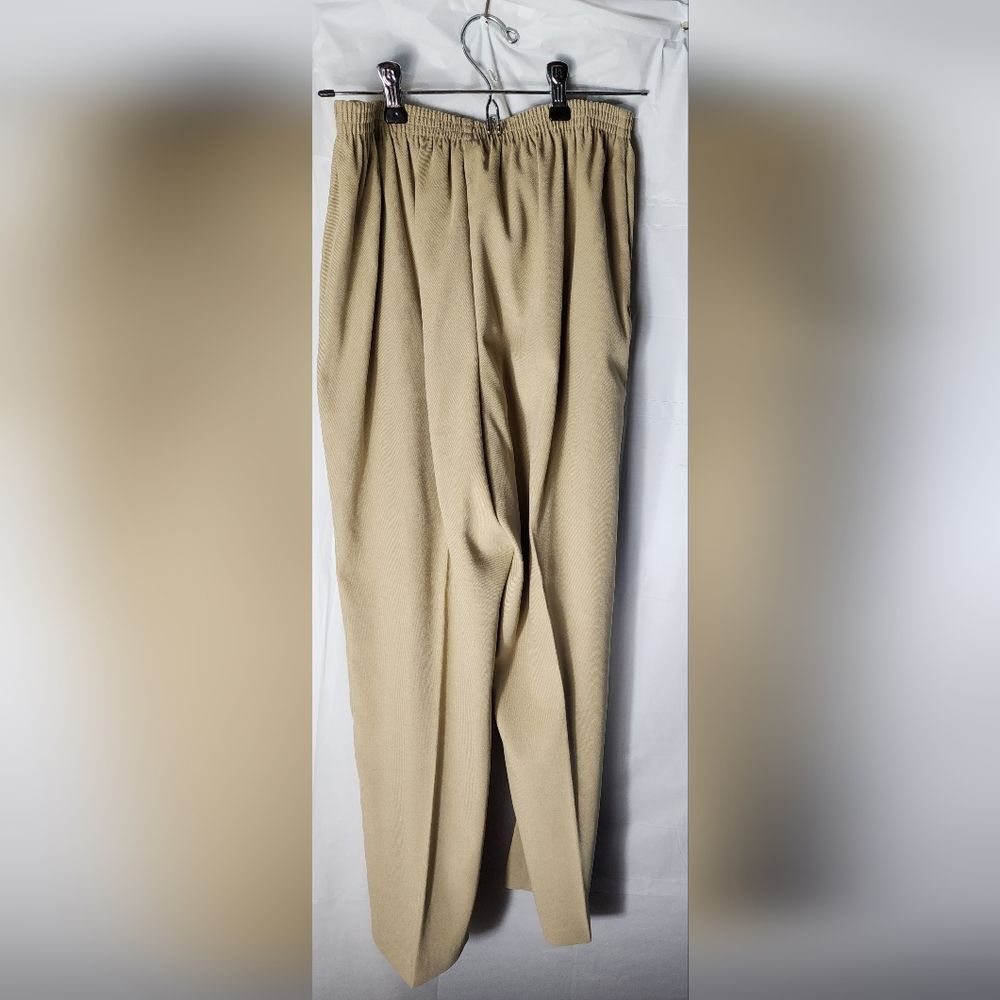 Alfred Dunner Tan Trousers 10P